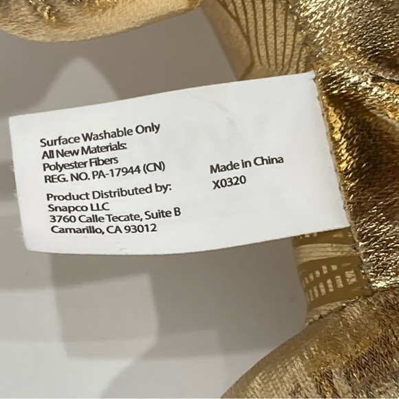 NWT DC Universe WW84 Golden Armor Wonder Woman 8" Plush Cinemark Exclusive - Picture 11 of 12